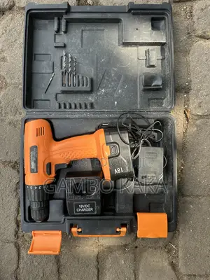 Chilitec 18V Cordless Drill tare da Caja da Akwati