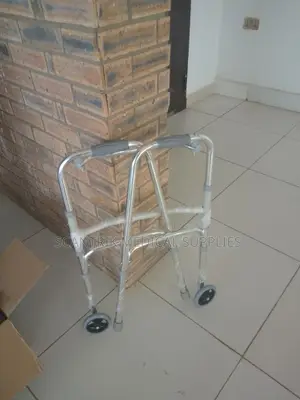 UMEC Medical Walking Frame Da Akafiwa Da Akafiwa