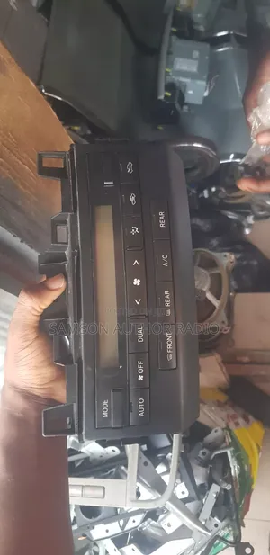 Factory AC Controller for Toyota Land Cruiser (2010-2012)