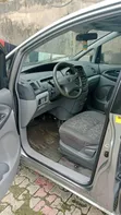 Toyota Previa 2006 Silver - 1