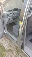 Toyota Previa 2006 Silver - 2
