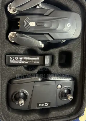 Holy Stone HS175D Drone mai 2.7K Camera
