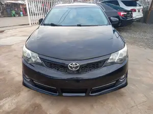 Toyota Camry 2014 Baki
