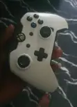 Xbox One S with Controller - 3