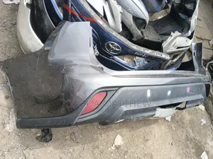 Toyota Highlander Bumper Na Baya 2020