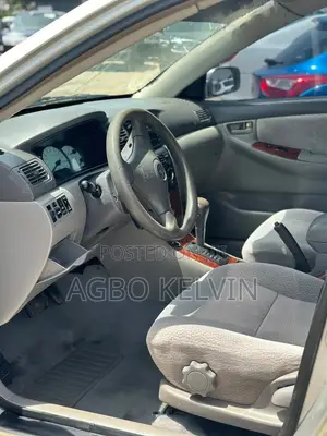 Toyota Corolla 2004 Silver