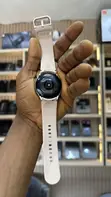 Samsung Galaxy Watch 4 Used - 1