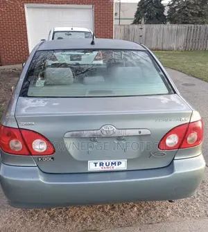 Toyota Corolla LE 2005 Blue