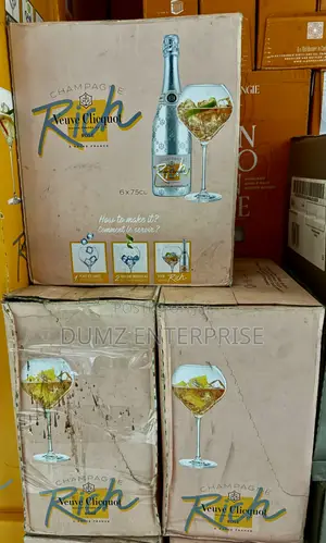 Veuve Clicquot Rich Rosé Champagne