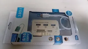 3-Port USB 3.0/3.1 Hub tare da Card Reader