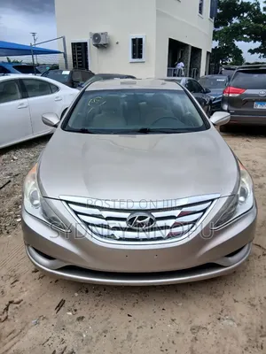 Hyundai Sonata 2012 Zinare