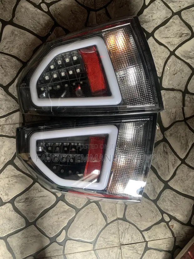 Chrysler 300C Backlight LED 300c 2010 - 1