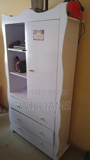 Home Interiors Wardrobe Jarirai - An Yi Amfani Da Shi
