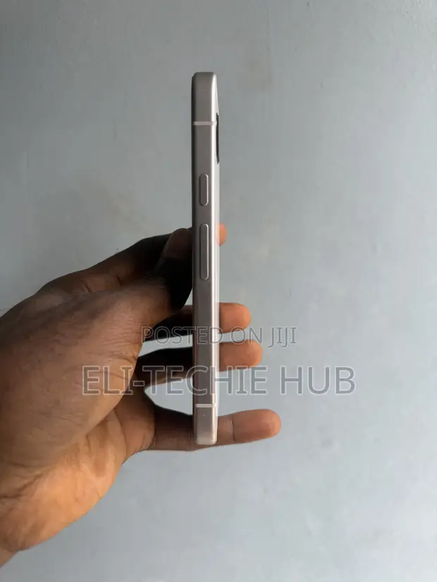 Google Pixel 9a 128GB White - 1