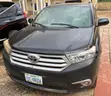 Toyota Highlander 2011 Baƙi - 2