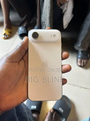Apple iPhone Air 256GB White (Amfani da aka yi a UK)