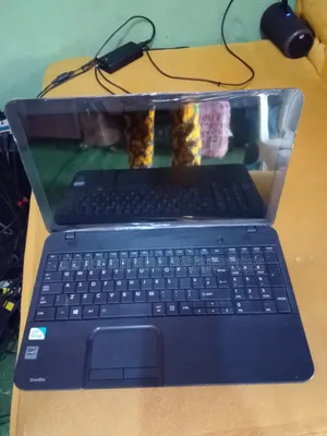 Toshiba Satellite C850 Laptop - 4GB RAM, 160GB HDD