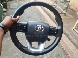 Madafin Jirgin Toyota Hilux Revo 2020 (Tsoho Tokunbo)