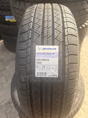 Michelin Latitude Tour HP 235/60R18 Tires