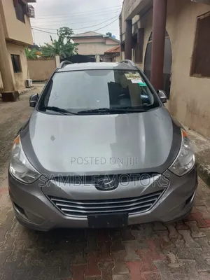 Hyundai Tucson GLS AWD 2011, Silver
