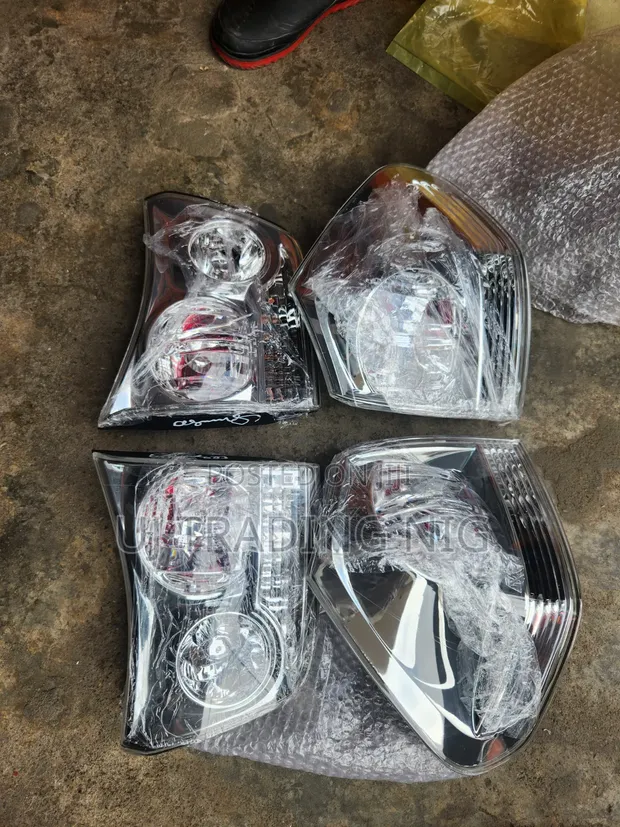 Complete Back Light for Lexus RX330 (2010) - 1