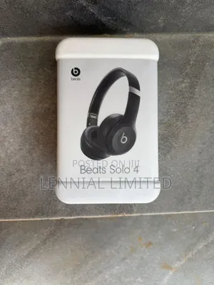 Beats Solo 4 Kunshin kunne mara waya ta Bluetooth