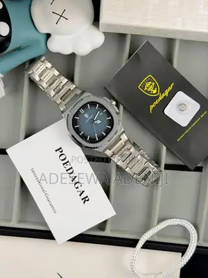 Poedagar Chain Watch with Date Display - Boxed with Extra Battery