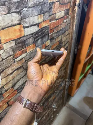 Apple iPhone 11 64GB Purple