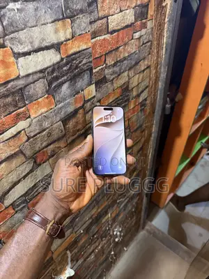 Apple iPhone 15 128GB Baki (Amfani da UK)