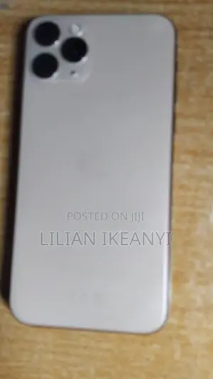 Apple iPhone 11 64GB Zinariya