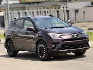 Toyota RAV4 LE 2017 Maroon