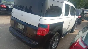 Honda Element 2002 Fari