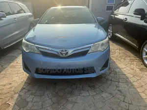 Toyota Camry LE 2012