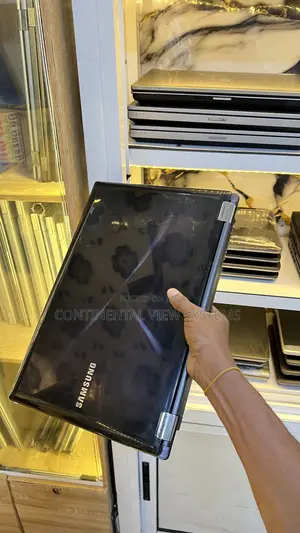 Samsung RF511 Laptop - 8GB RAM, 250GB HDD, Intel Core i5