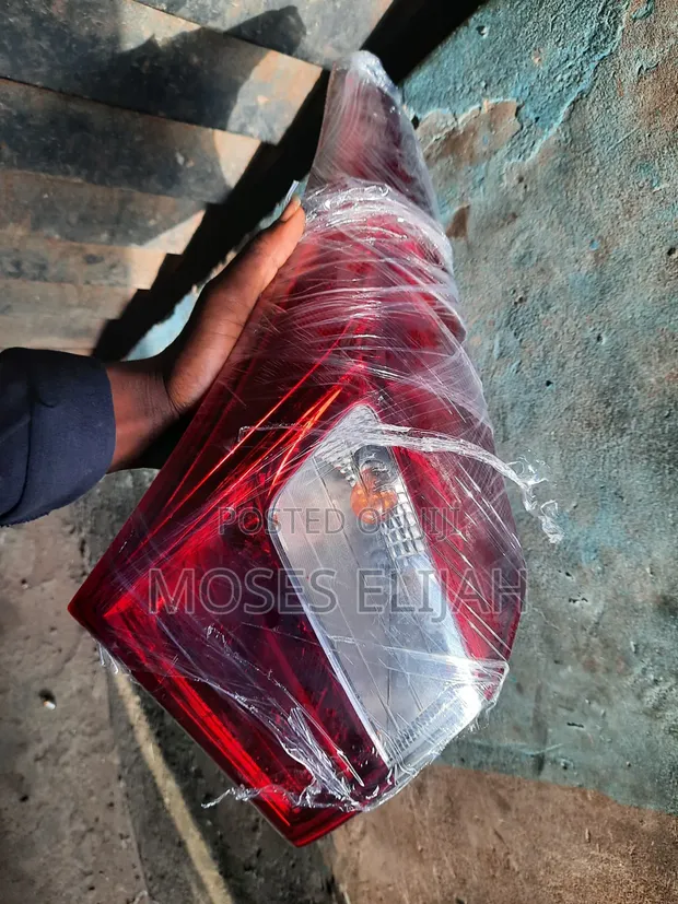 Hyundai Elantra GT Tail Light (Used) - 1
