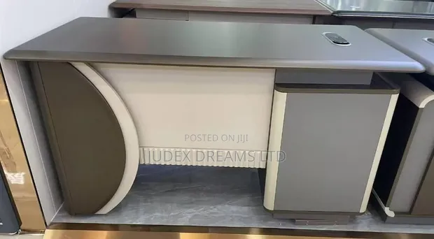 Babban Teburin Ofis Mai Inganci (1.4m) - 1