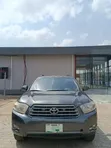 Toyota Highlander Base 2010 Gray - 1