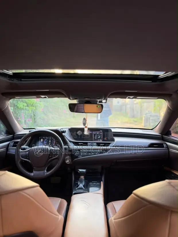 2019 Lexus ES 350 White - 1