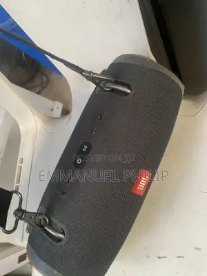 JBL Xtreme 2 Bluetooth Speaker