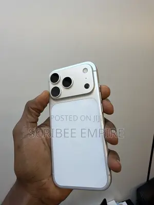 Apple iPhone 17 Pro 512GB Silver (Na Amfani)