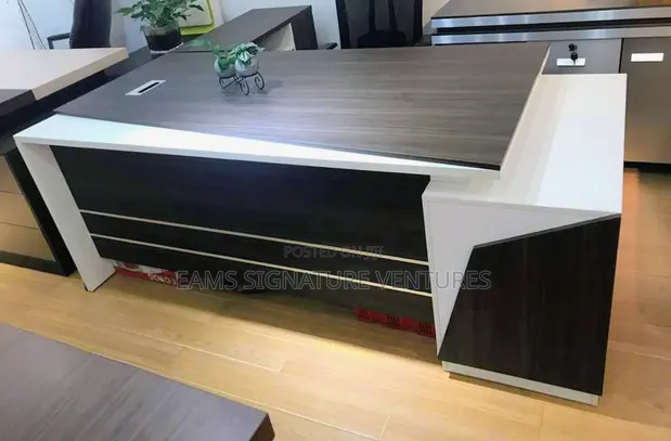 Executive Office Table with Extension and Mobile Drawer - 1