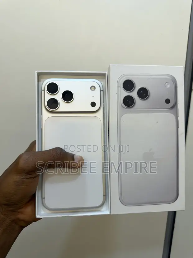 Apple iPhone 17 Pro Max 256GB Silver - 1