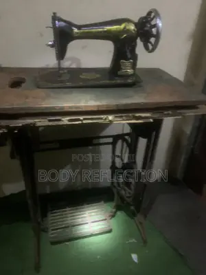Used Manual Sewing Machine