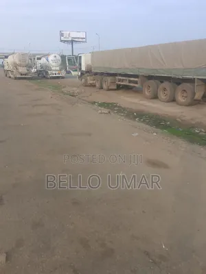 Babban Dillalin Siminti na Dangote & Bua