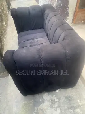 Kujera Mai Zama Biyu (2 Seater) Mai Amfani
