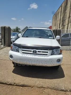 Toyota Highlander V6 4x4 SUV ta 2005