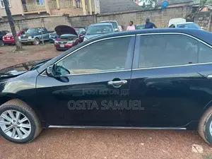 Toyota Camry 2012 Baki