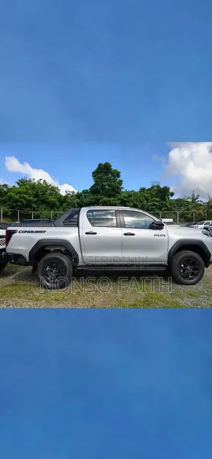 Toyota Hilux Boot Cover & Bar - Brand New