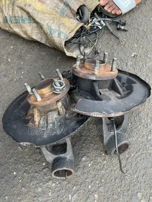 Ford Escape Front Hub (2011-2014)
