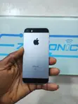 Apple iPhone SE 64GB Baki (Amfani da UK) - 3